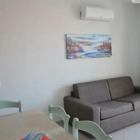 3 - Via Carlo Alberto N 26a - Immobileuro Srl Hotel Castelsardo